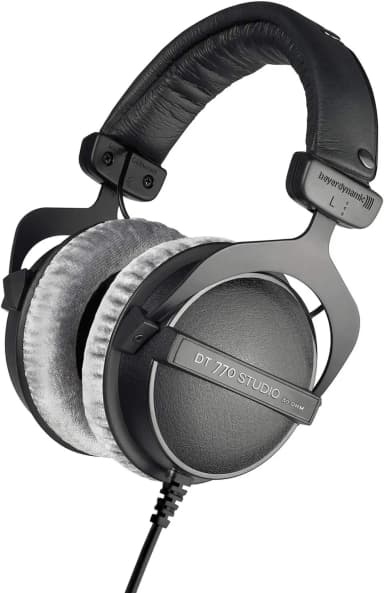 Beyerdynamic DT 770 Pro headphones, over-ear, grey pads, ideal for glasses.